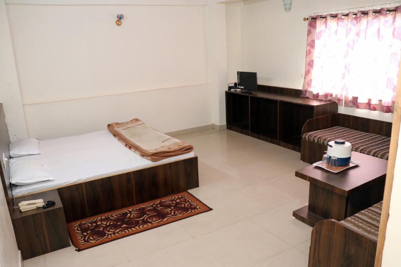 Jain Residency Hotel Pachmarhī Kültér fotó