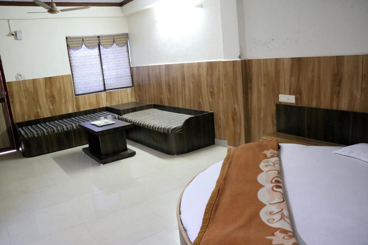 Jain Residency Hotel Pachmarhī Kültér fotó